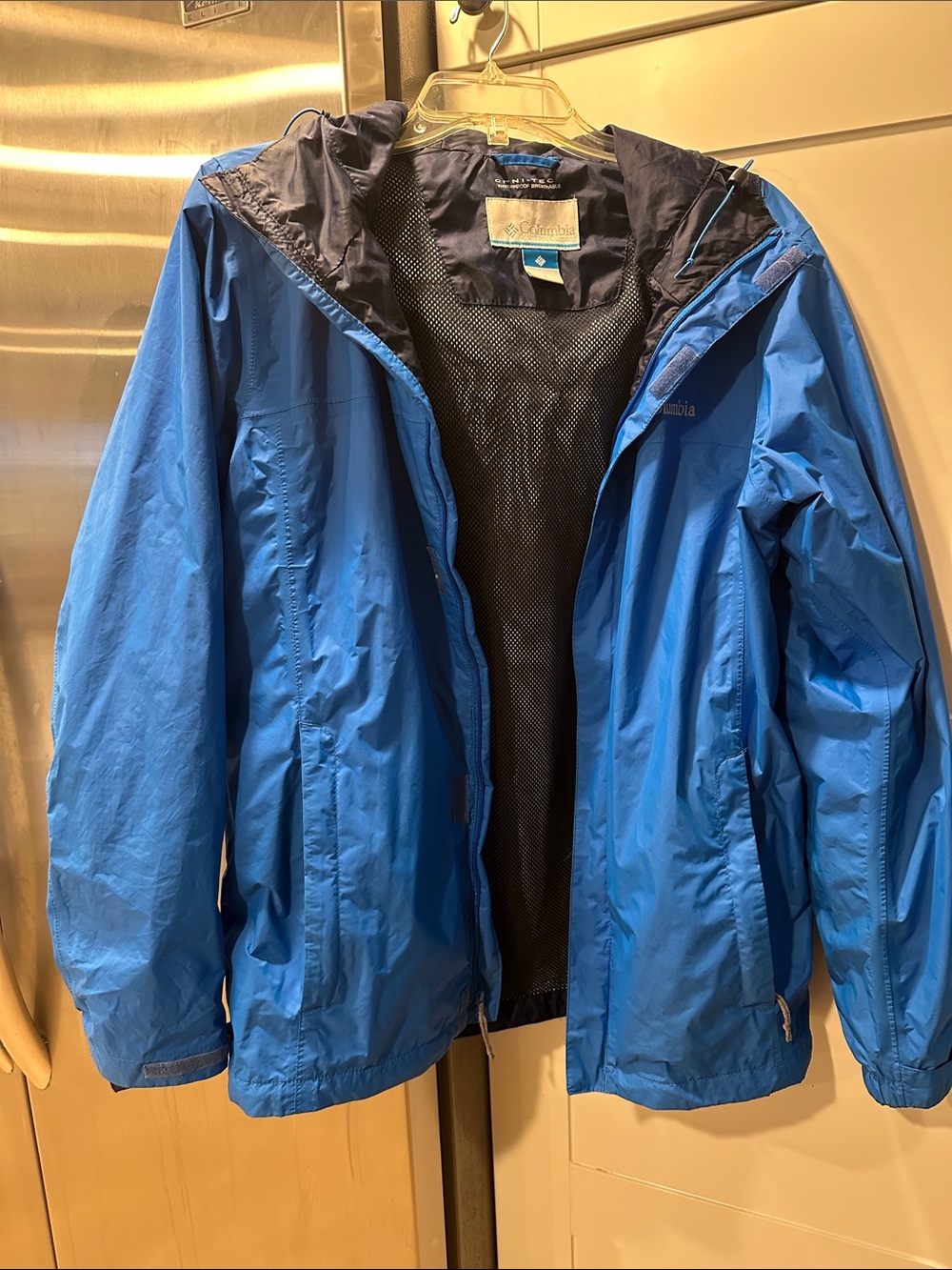 Columbia Bright Blue Hooded Rain Jacket with Navy Lining